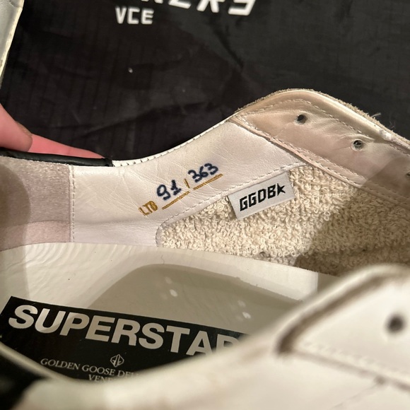 Golden Goose tennis shoes - Picture 2 of 4